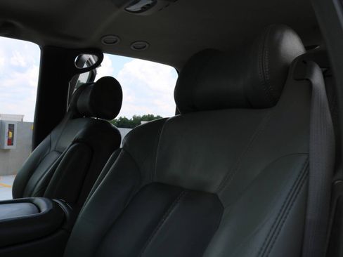 Used 2001 GMC Yukon XL Denali AWD/4WD image 98