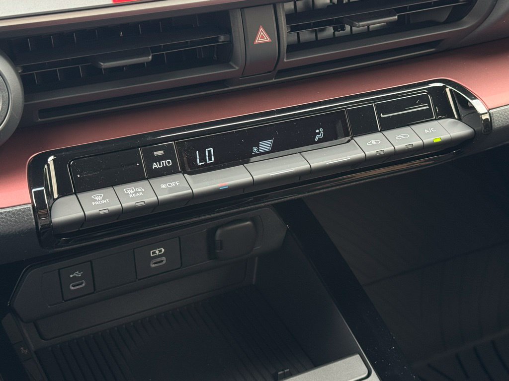 New 2026 Toyota Prius Plug-In Hybrid FWD image 29