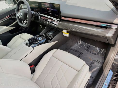 New 2027 BMW 540i xDrive w/ Executive Package AWD/4WD image 14