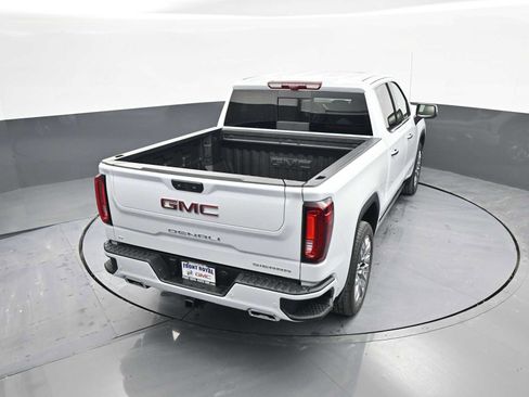 New 2026 GMC Sierra 1500 Denali w/ Denali Reserve Package AWD/4WD image 33