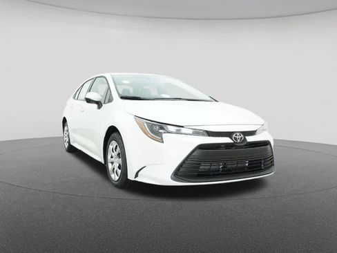 New 2026 Toyota Corolla LE image 30