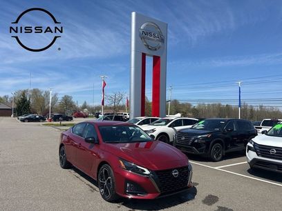 Certified 2025 Nissan Altima 2.5 SR