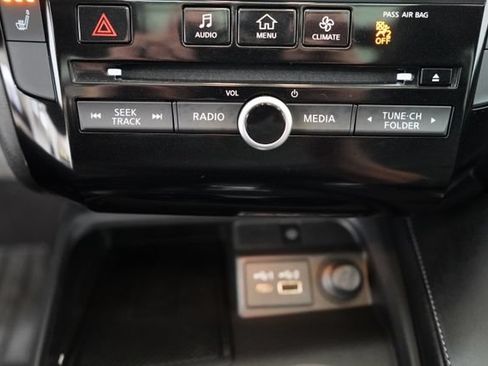 Used 2023 INFINITI QX50 Luxe AWD/4WD image 24