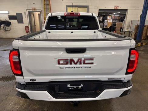 New 2026 GMC Canyon Elevation image 5