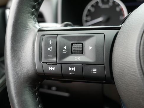 Certified 2023 Nissan Rogue SV w/ SV Premium B Package AWD/4WD image 28