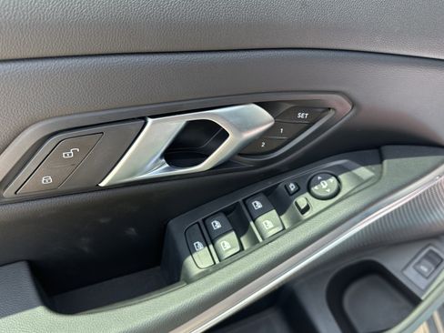 Used 2025 BMW 330i xDrive Sedan w/ Premium Package image 14