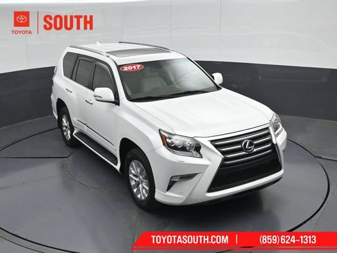 Used 2017 Lexus GX 460 AWD/4WD image 54