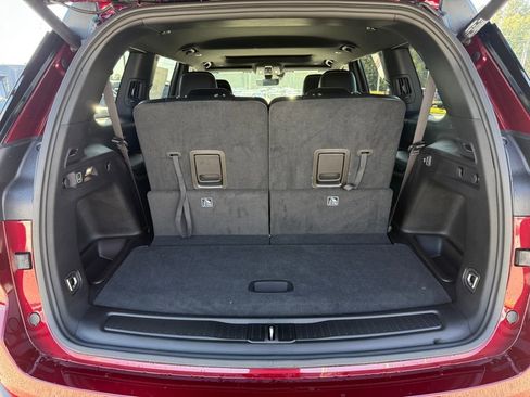 New 2025 Jeep Grand Cherokee L Altitude image 23