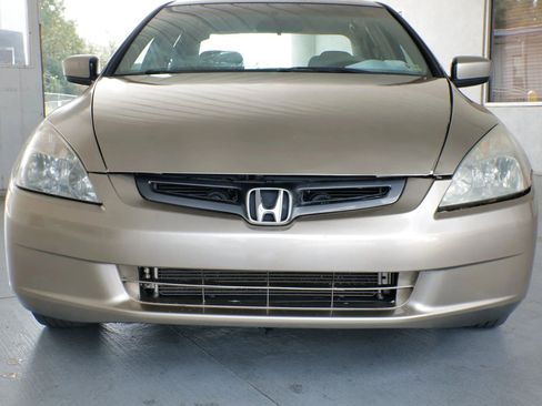 Used 2004 Honda Accord LX image 5