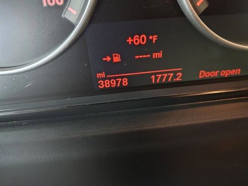 Used 2017 BMW X3 xDrive28i image 32