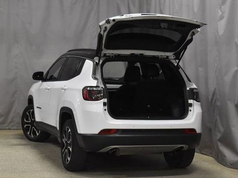 Certified 2023 Jeep Compass Limited image 34