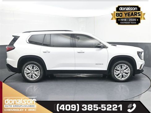 Used 2024 GMC Acadia Elevation w/ Luxury Package image 2