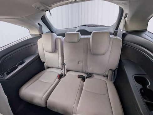 Certified 2024 Honda Odyssey EX-L image 12
