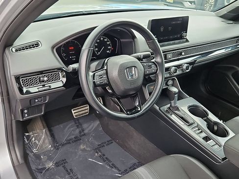Used 2023 Honda Civic Sport image 26