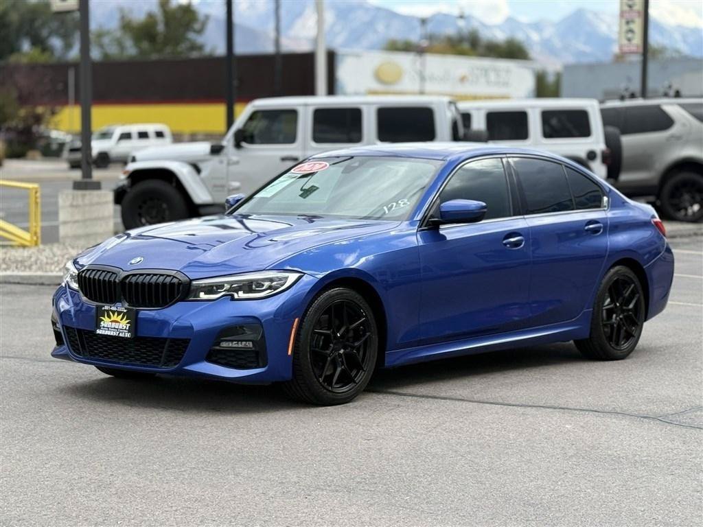 Used 2020 BMW 330i xDrive Sedan w/ M Sport Package AWD/4WD image 3