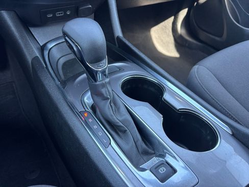 Used 2023 Chevrolet Malibu LT FWD image 26