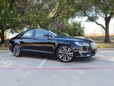 Used 2019 Lincoln MKZ Reserve w/ Luxury Package FWD image 1