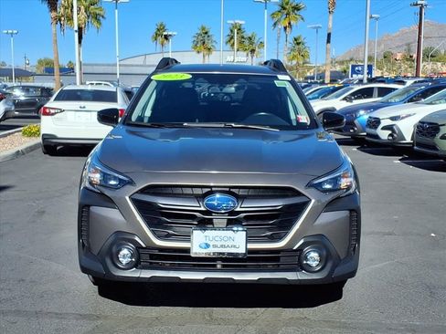 Used 2023 Subaru Outback Premium image 7