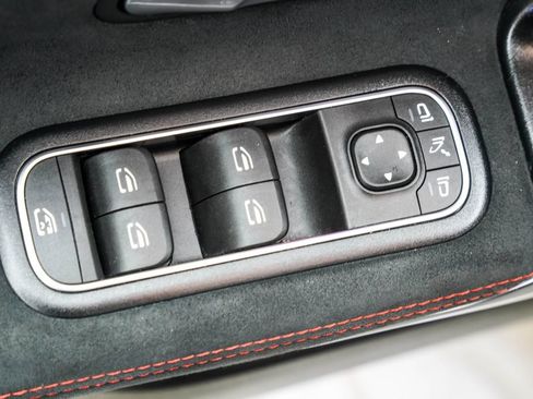 Used 2023 Mercedes-Benz CLA 250 w/ AMG Line image 45