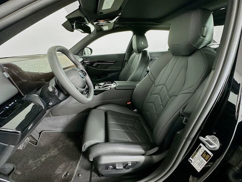 Used 2025 BMW 530i image 16