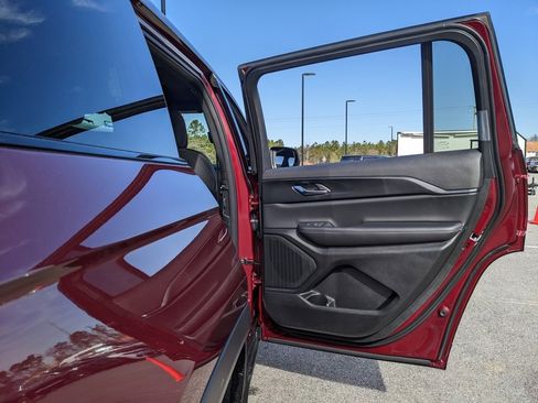 New 2025 Jeep Grand Cherokee L Laredo image 56