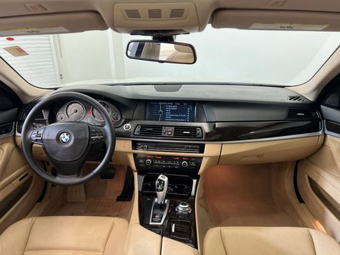 Used 2011 BMW 535i 535i image 14