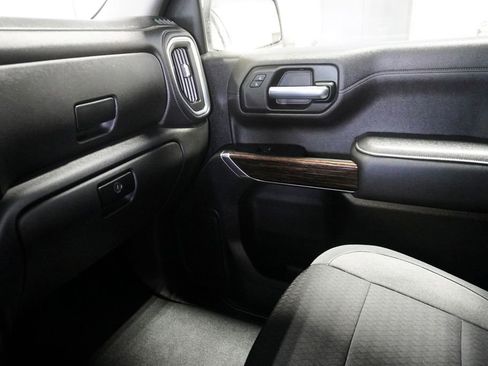 Used 2021 GMC Sierra 1500 SLE w/ X31 Off-Road Package image 27