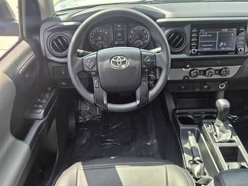 Used 2022 Toyota Tacoma SR w/ SR Convenience Package RWD image 12