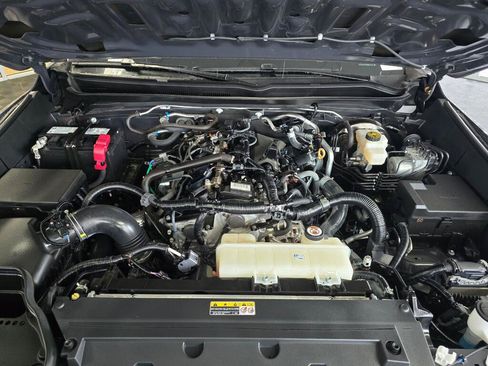 Used 2024 Toyota Tacoma SR5 AWD/4WD image 11