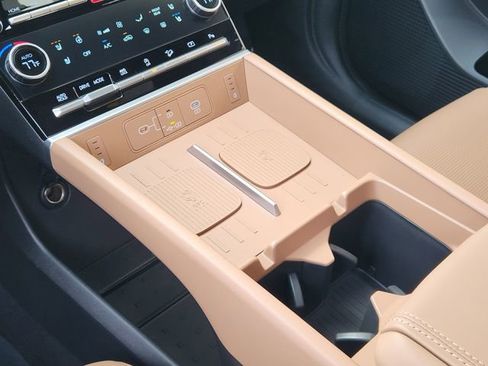 Used 2026 Hyundai Santa Fe Limited image 16