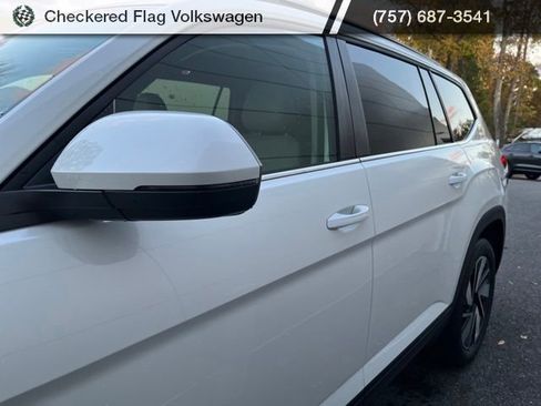 New 2026 Volkswagen Atlas SE image 12