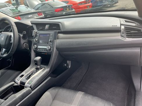 Used 2019 Honda Civic LX image 18