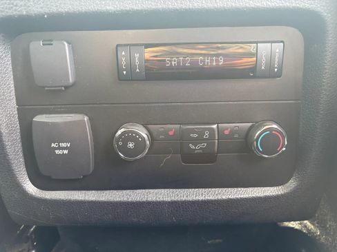 Used 2015 Lincoln Navigator 4WD image 19