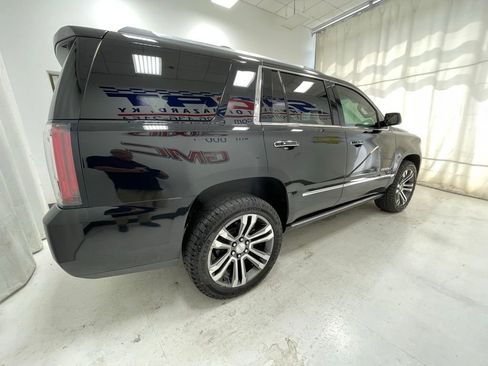 Used 2019 GMC Yukon Denali w/ Denali Ultimate Package AWD/4WD image 4