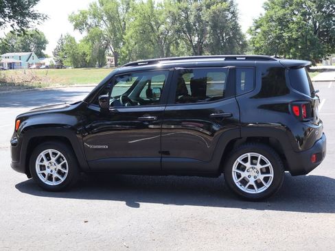 Used 2020 Jeep Renegade Latitude FWD image 8