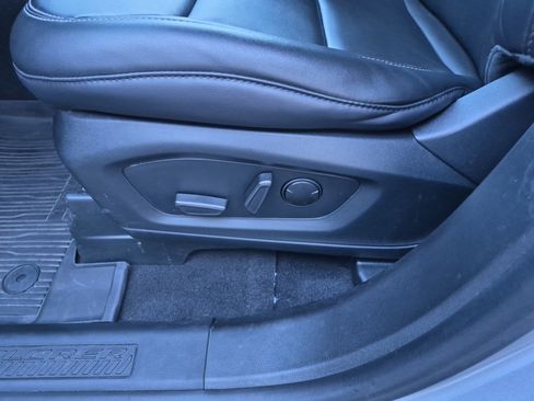 Certified 2023 Ford Explorer XLT w/ Equipment Group 202A image 13