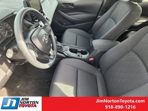 Used 2024 Toyota Corolla LE image 13