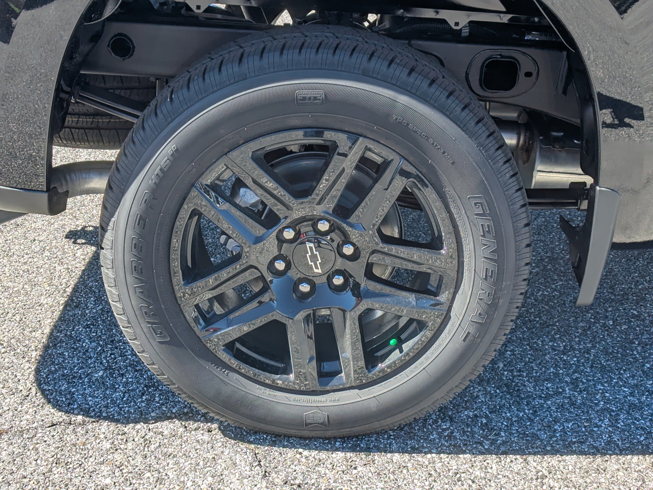 New 2026 Chevrolet Silverado 1500 RST AWD/4WD image 9