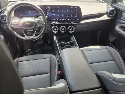 Used 2024 Chevrolet Blazer EV LT AWD/4WD image 8