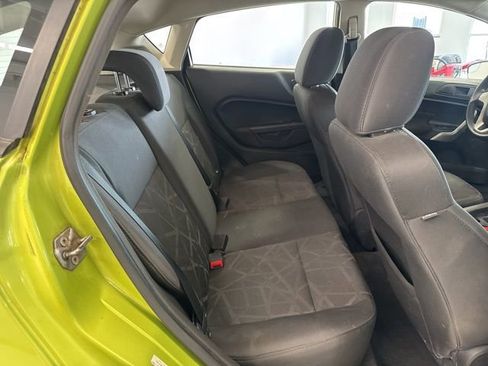 Used 2012 Ford Fiesta SE image 25