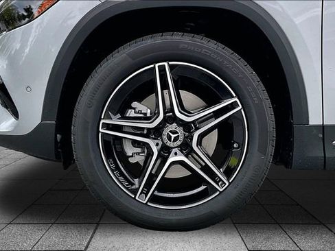 New 2026 Mercedes-Benz GLA 250 4MATIC image 15