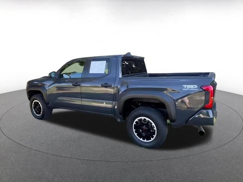 Used 2024 Toyota Tacoma TRD Off-Road AWD/4WD image 10