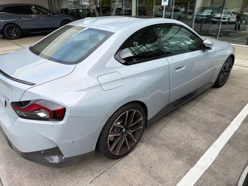 Used 2022 BMW 230i Coupe w/ Premium Package 2 RWD image 3