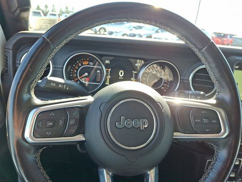 Used 2021 Jeep Wrangler Unlimited Sahara image 21