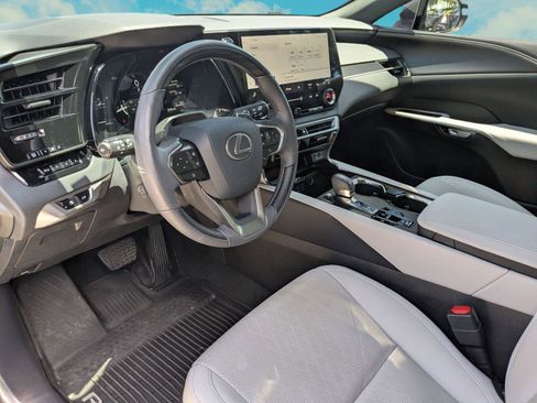 Certified 2025 Lexus RX 350 Premium Plus w/ Convenience Package FWD image 6