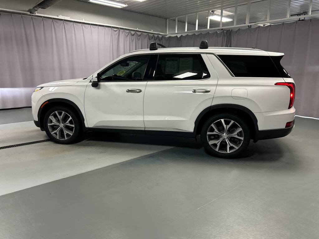Used 2022 Hyundai Palisade SEL w/ 8P Bench Seat Package FWD image 4