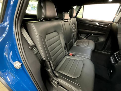 New 2026 Volkswagen Atlas Cross Sport SEL image 27