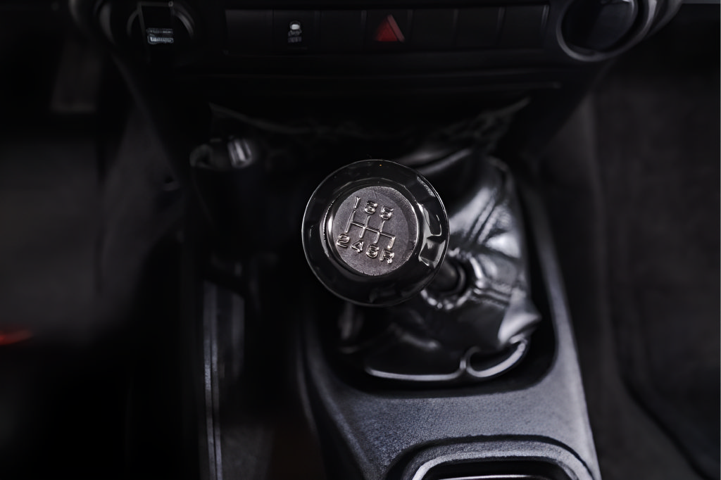 Used 2014 Jeep Wrangler Sport AWD/4WD image 17