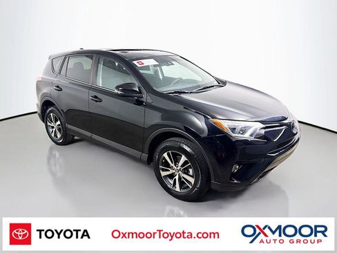 Certified 2018 Toyota RAV4 XLE FWD image 1