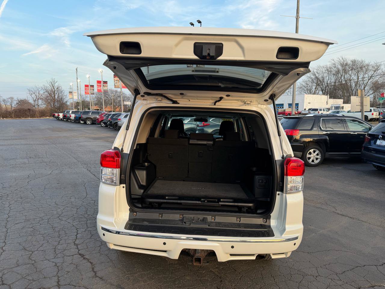 Used 2010 Toyota 4Runner SR5 w/ Convenience Pkg AWD/4WD image 13